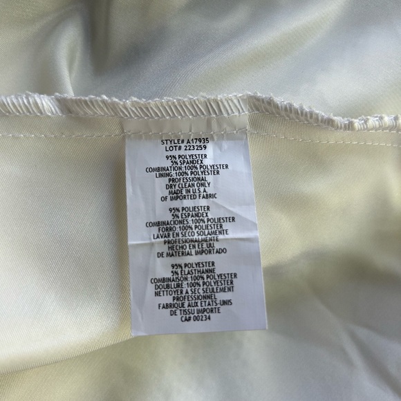 Betsy & Adam Black and White A-Line Dress with Cutout - Picture 9 of 10